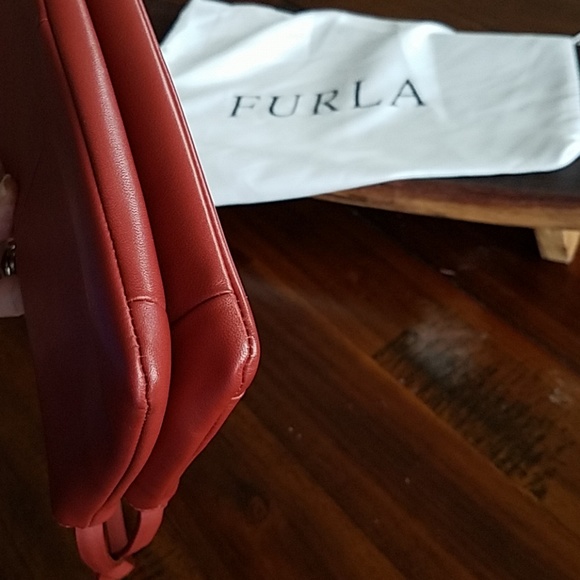 Furla Italian Soft Leather Shoulder Bag - Picture 5 of 8